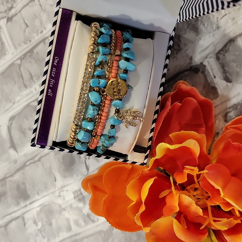 NIB Fun In The Sun Bracelet Stack